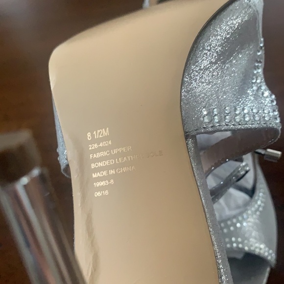 Silver Imiller Heels New Size 8.5 - Picture 7 of 10